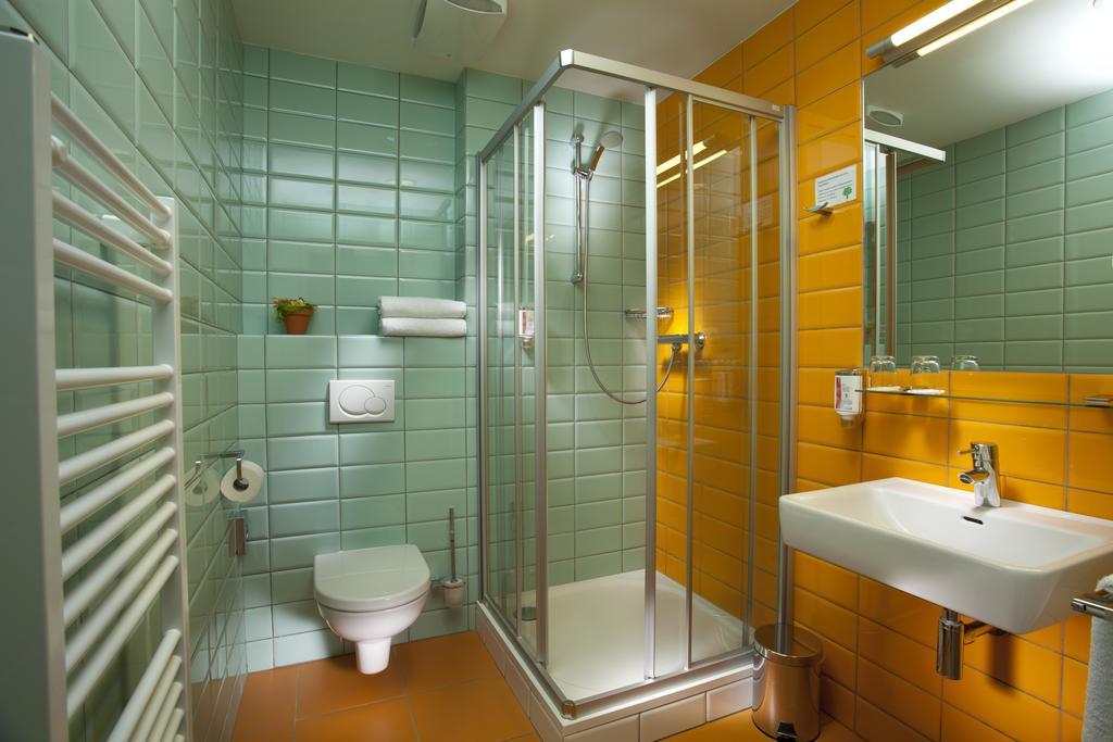 Hotel Kravi Hora Bořetice Buitenkant foto