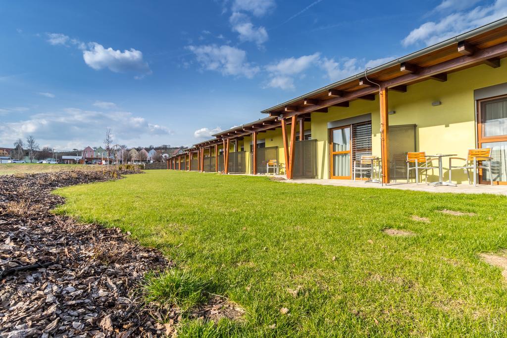 Hotel Kravi Hora Bořetice Buitenkant foto
